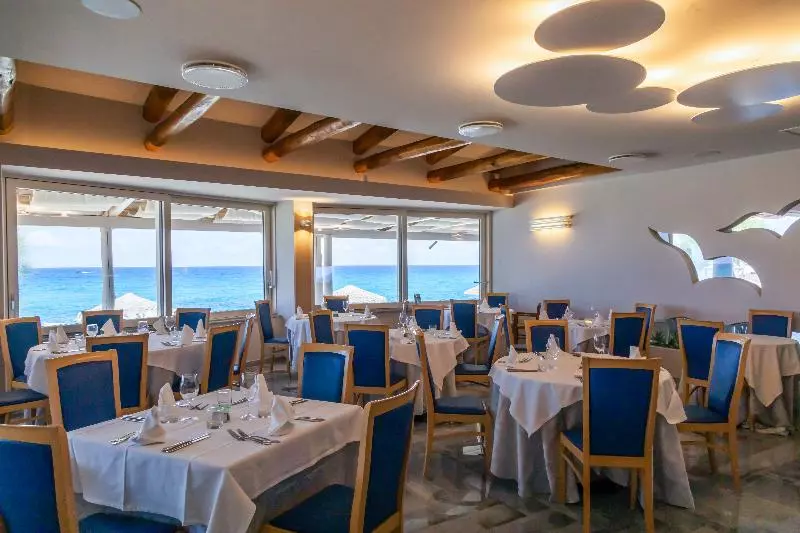 ホテル Villaggio Il Gabbiano