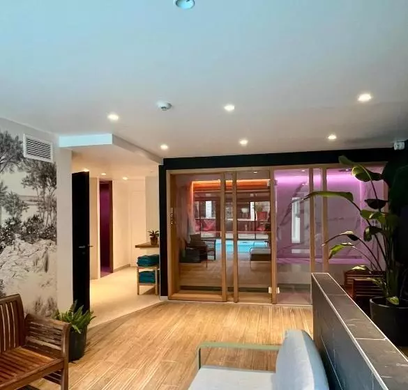 Le Cornouaille Hotel & Spa