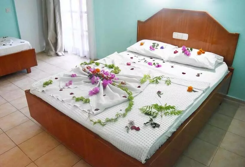 Пансион Ares City