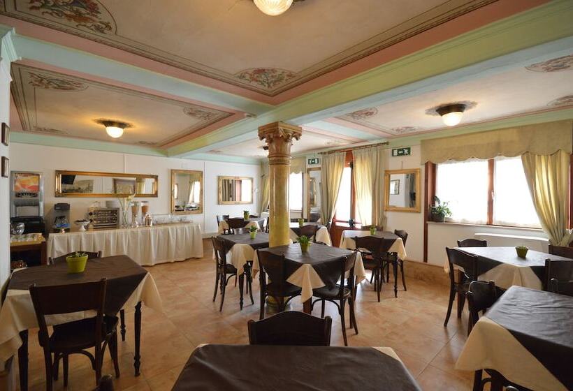 هتل Albergo Marin