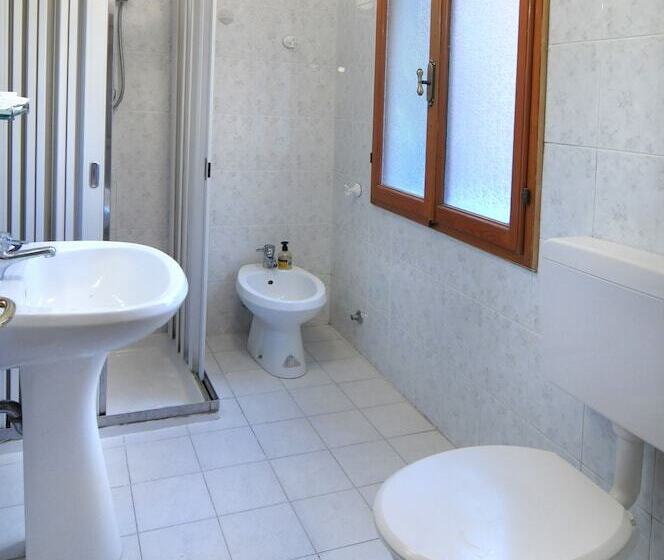 هتل Albergo Marin