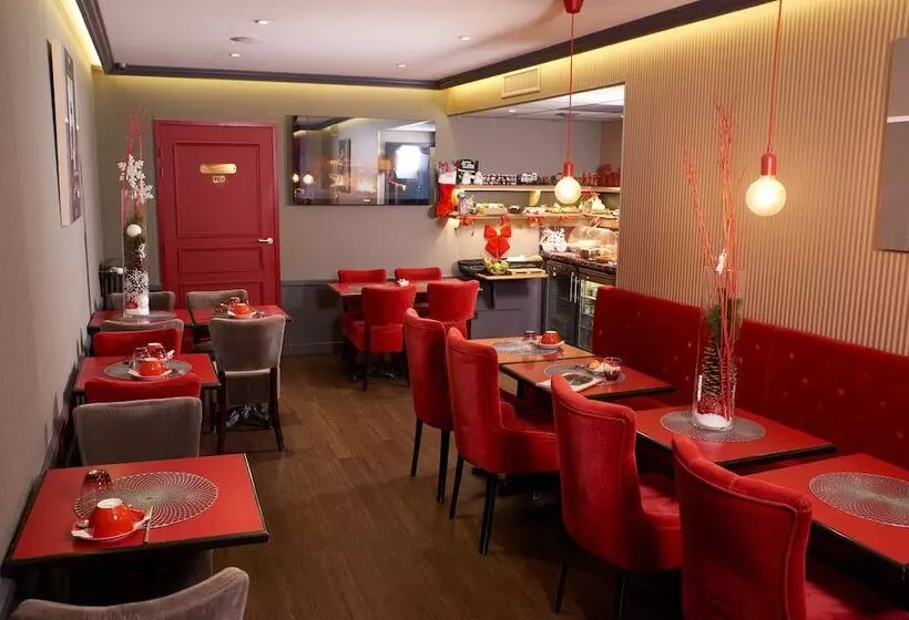 Отель Alexandra