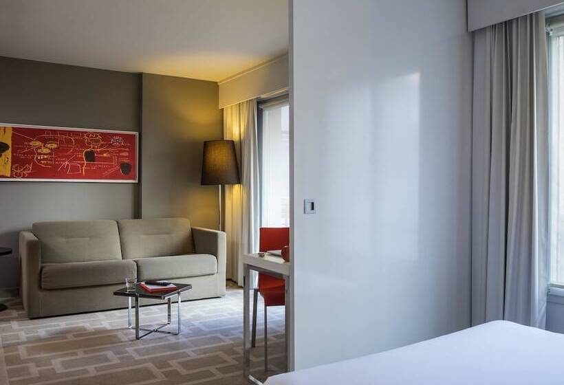 בית מלון כפרי Adagio Grenoble Centre