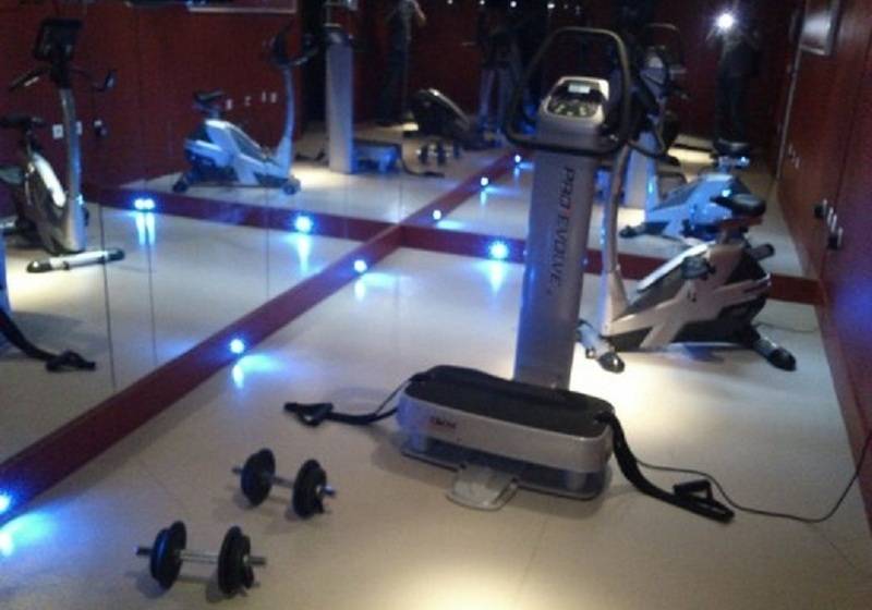 בית מלון כפרי Adagio Grenoble Centre