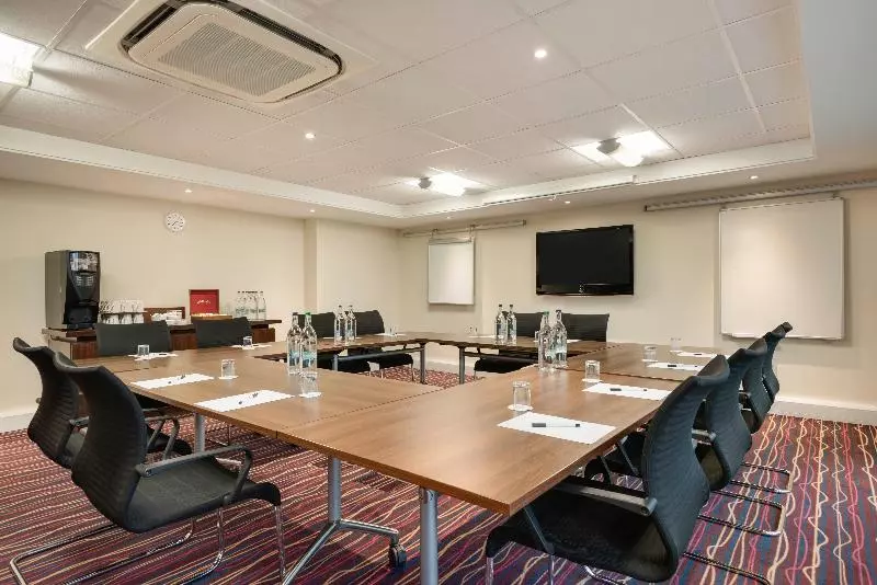 Отель Days Inn Wetherby