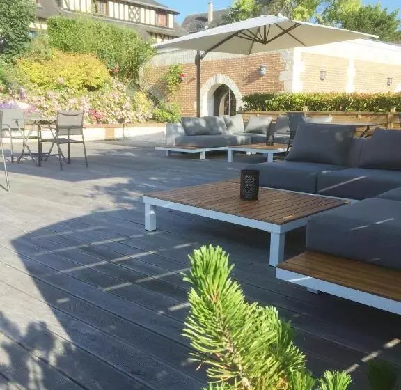 호텔 Demeures & Châteaux Hôtel Domaine Le Clos Des Fontaines