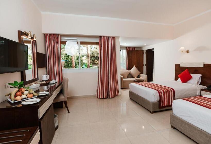 هتل Golden Beach Resort