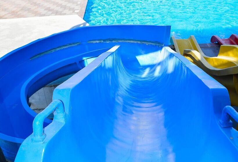 هتل Golden Beach Resort