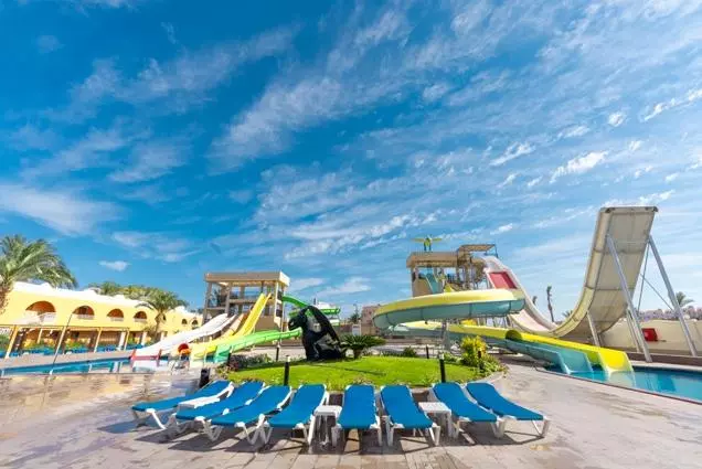 هتل Golden Beach Resort