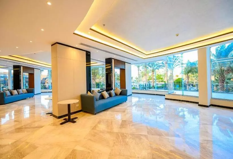 هتل Golden Beach Resort