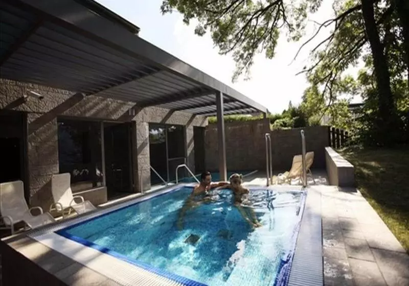 בית מלון כפרי Jadran  Sava S & Resorts