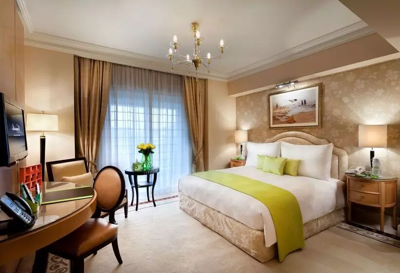 Kempinski Nile Hotel, Cairo