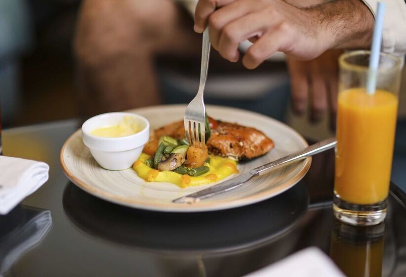 Kempinski Nile Hotel, Cairo