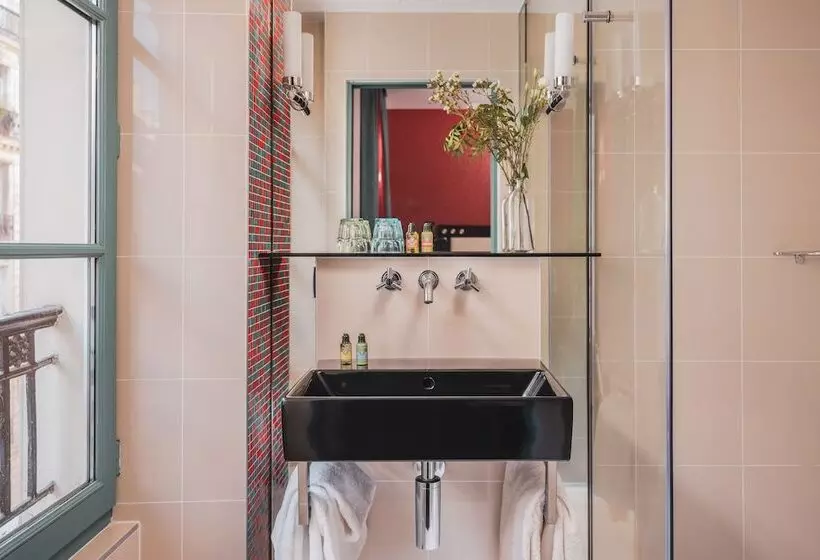 Hotel Le Petit Paris