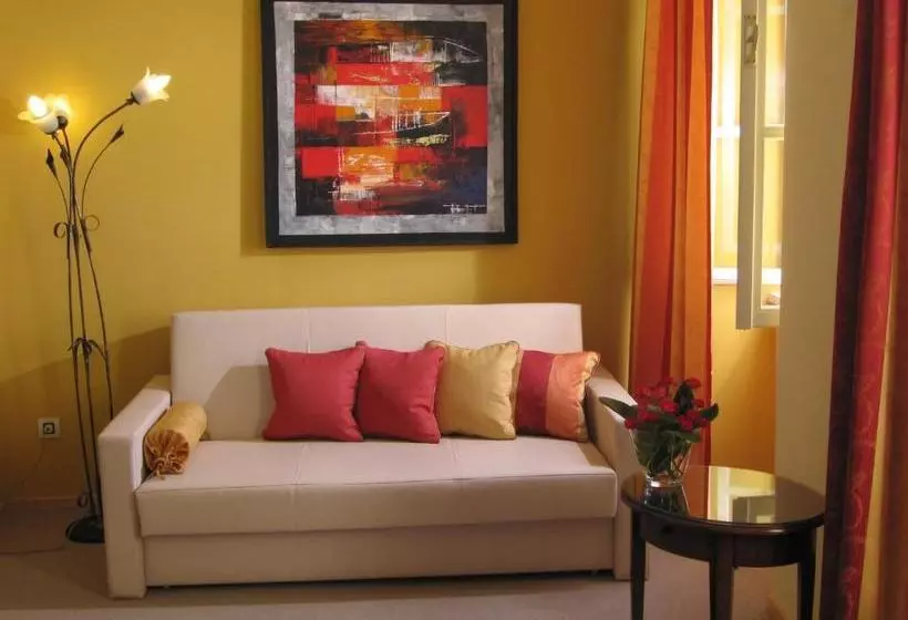 هتل Mare Mare Suites