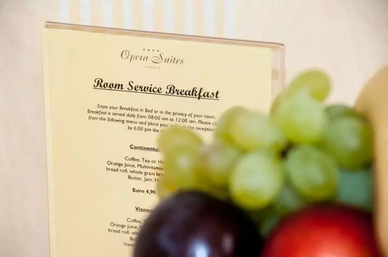 호텔 Pension Opera Suites I Self Check In