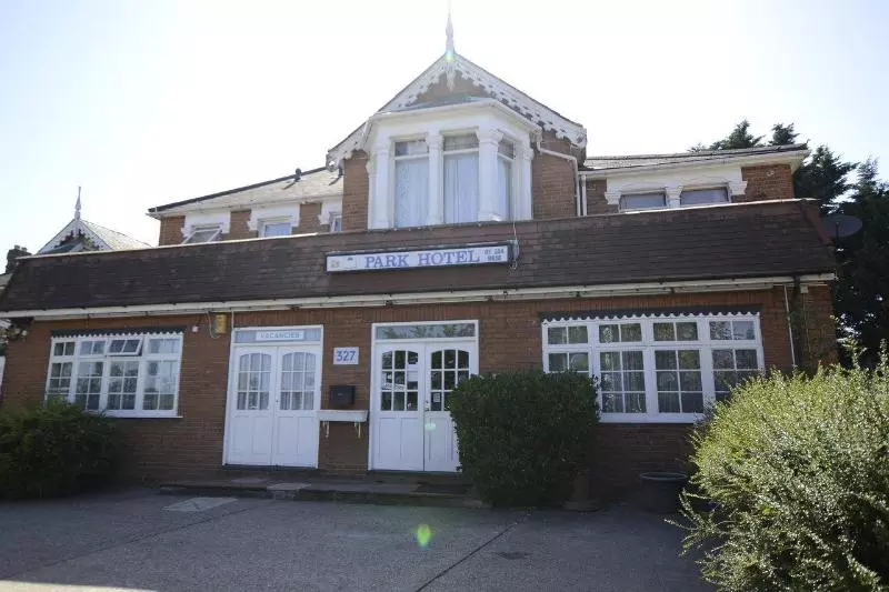 בית מלון כפרי Park