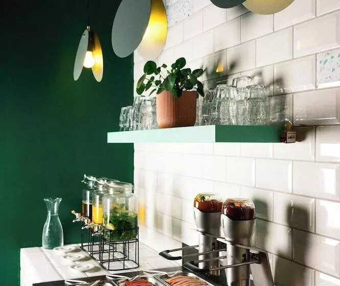 هتل Qbic Amsterdam Wtc