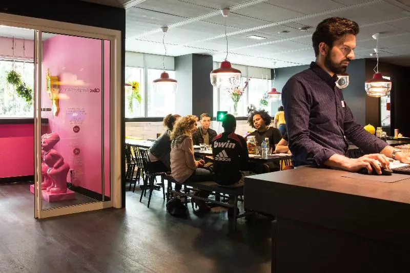 هتل Qbic Amsterdam Wtc