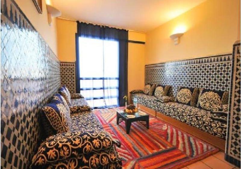 Отель Sahara Regency