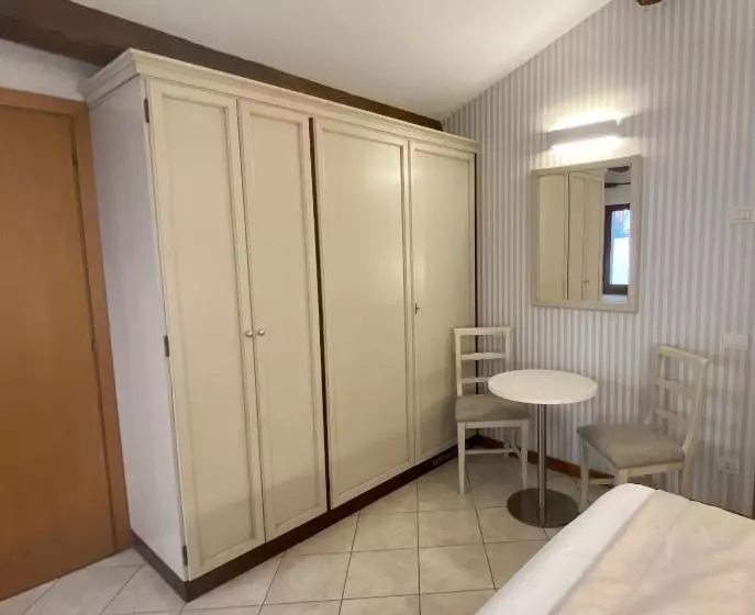 هتل San Lio Tourist House