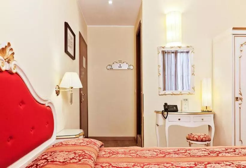 هتل San Lio Tourist House