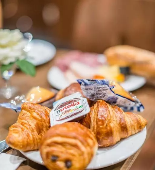 هتل Art Hôtel Congrès