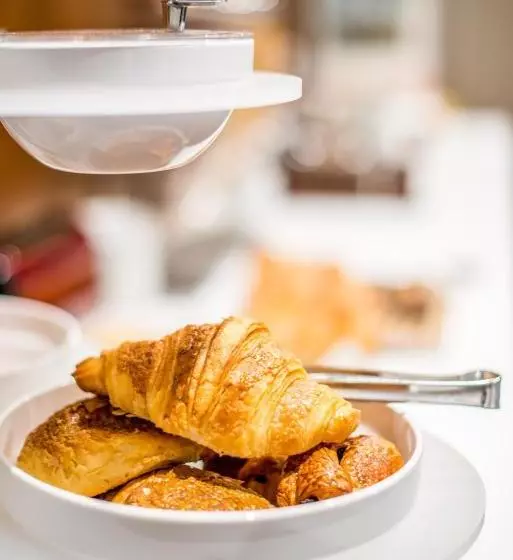 هتل Art Hôtel Congrès