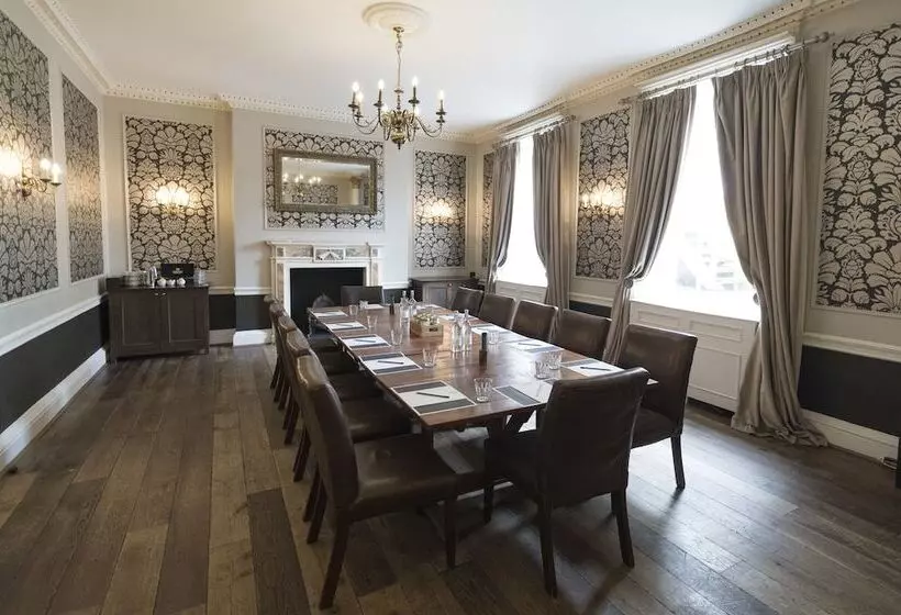 בית מלון כפרי Du Vin Poole