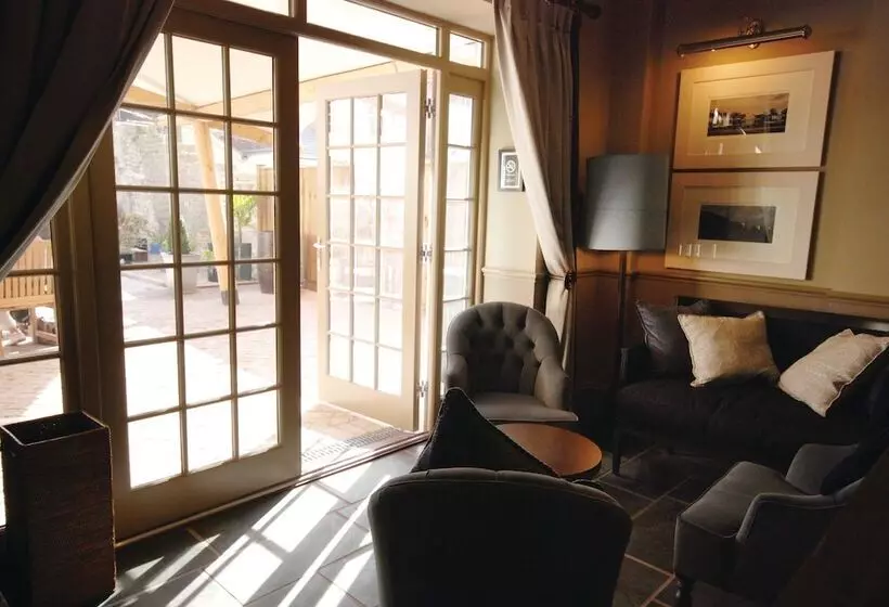 בית מלון כפרי Du Vin Poole