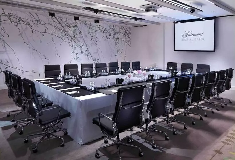 هتل Fairmont Bab Al Bahr