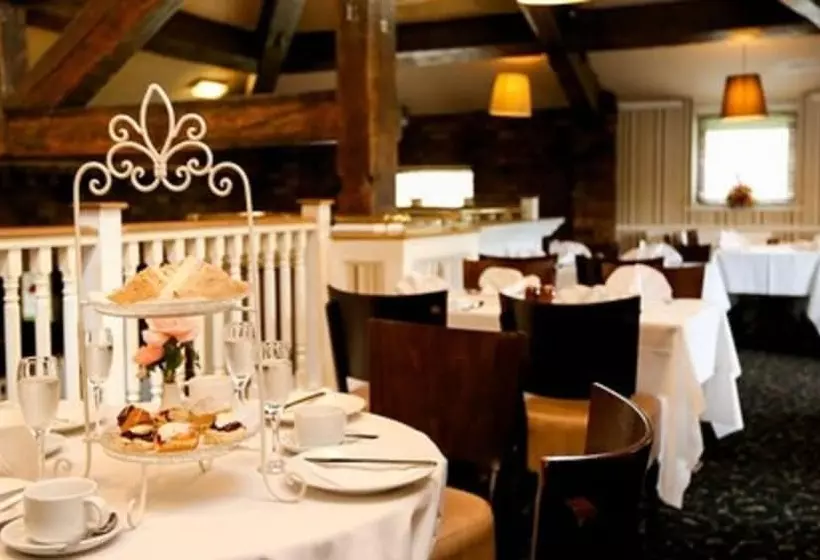 ホテル Fairways Lodge & Leisure Club