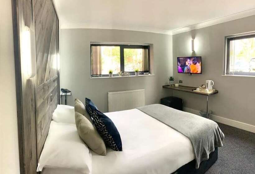 فندق Fairways Lodge & Leisure Club