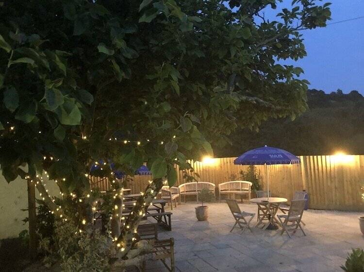 호텔 Furzeleigh Mill Inn