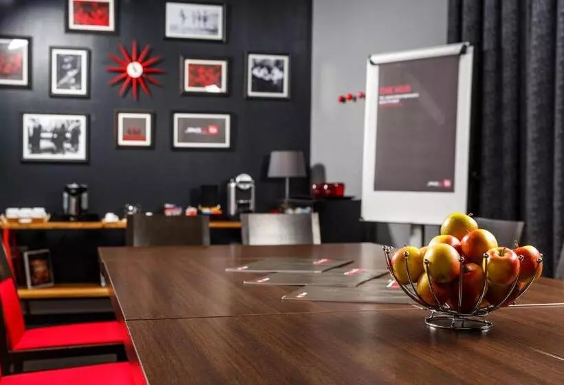 فندق Ibis Bristol Temple Meads