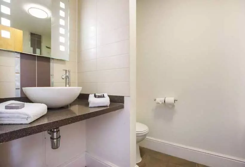 فندق King S Arms