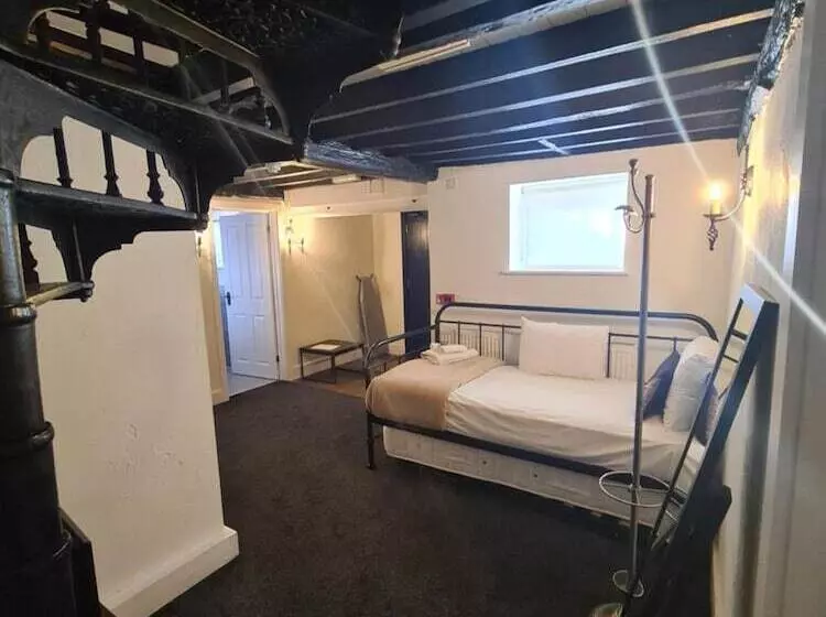 فندق King S Arms