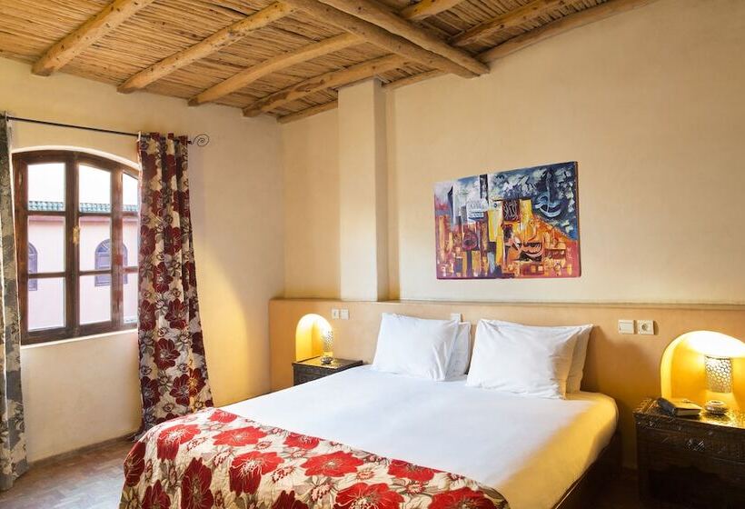 فندق Orson Welles