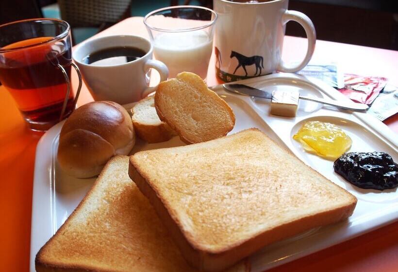 Sakura Hotel Hatagaya