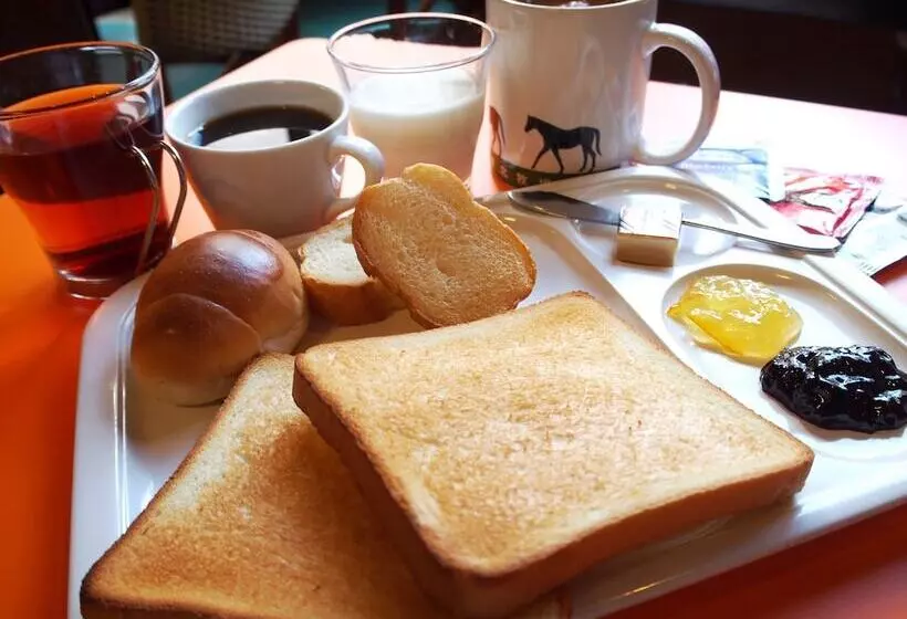 Sakura Hotel Hatagaya