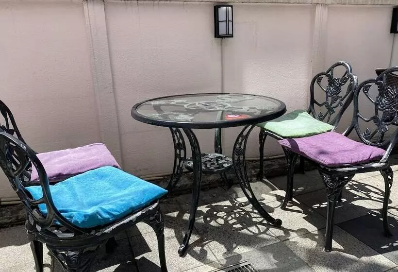 Sakura Hotel Hatagaya