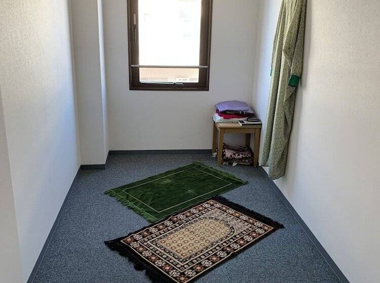 Sakura Hotel Hatagaya