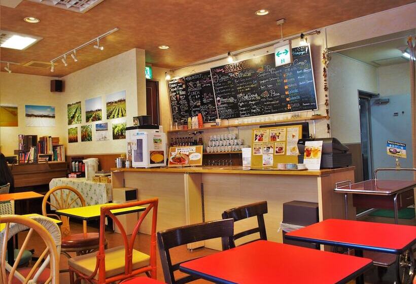 Sakura Hotel Hatagaya