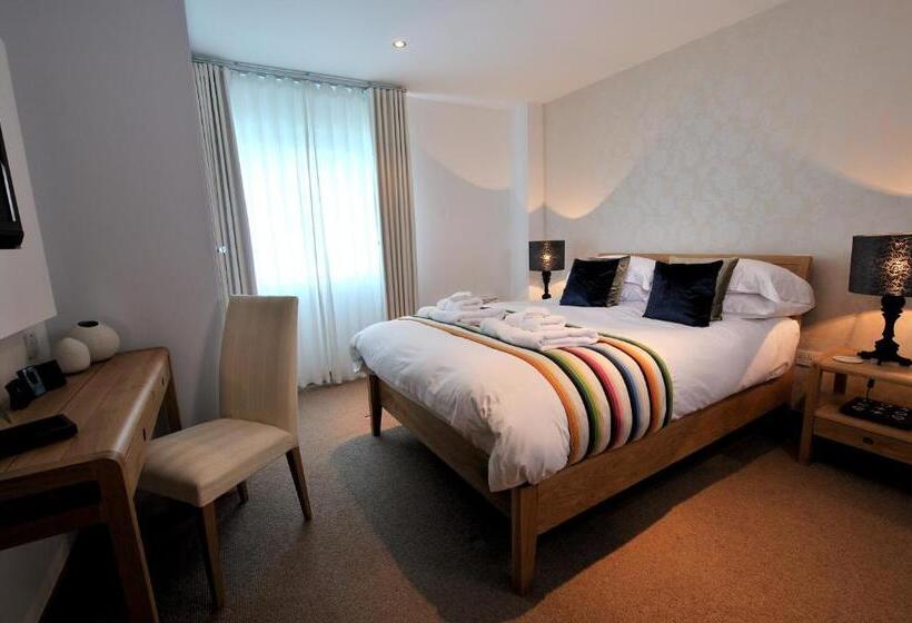 Отель St Moritz