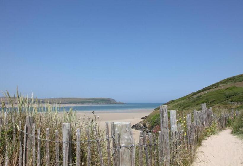 Отель St Moritz