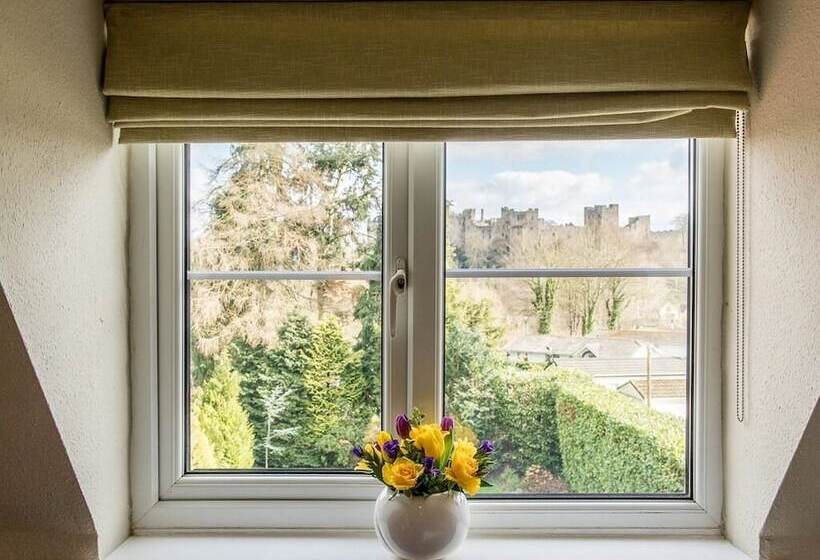 Hotel The Cliffe At Dinham