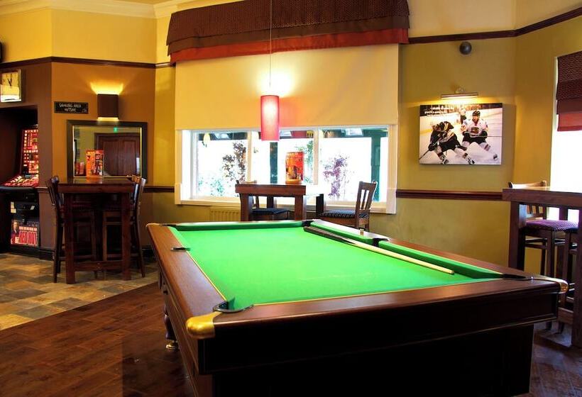 Hotel The Fernhurst By Greene King Inns