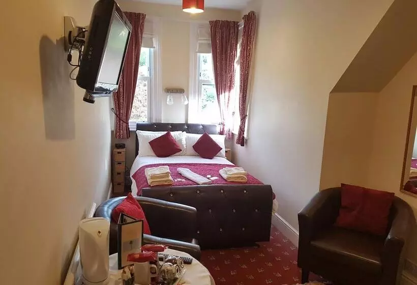 Hotel The Palms Guest House