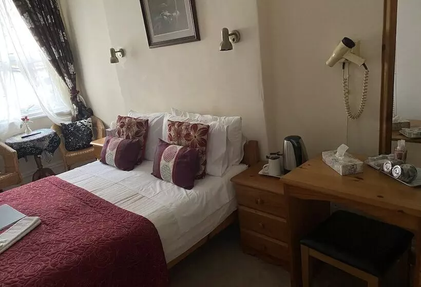 Hotel The Palms Guest House