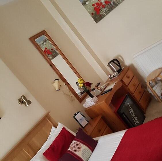 Hotel The Palms Guest House